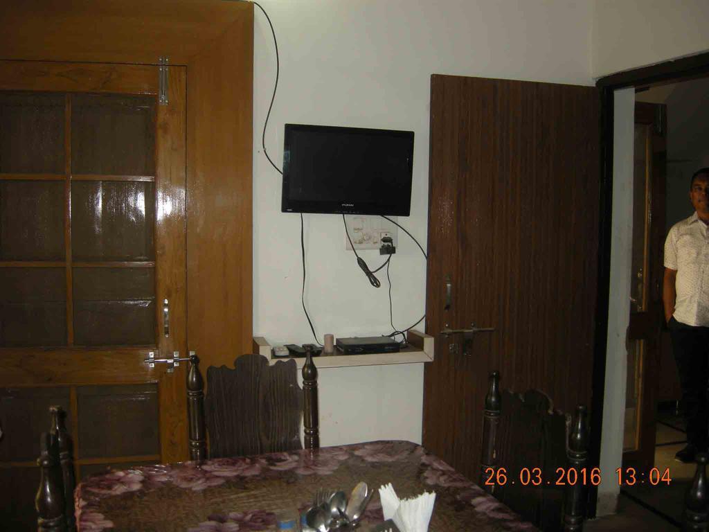 Sadhna Guest House Bhopal Exterior photo